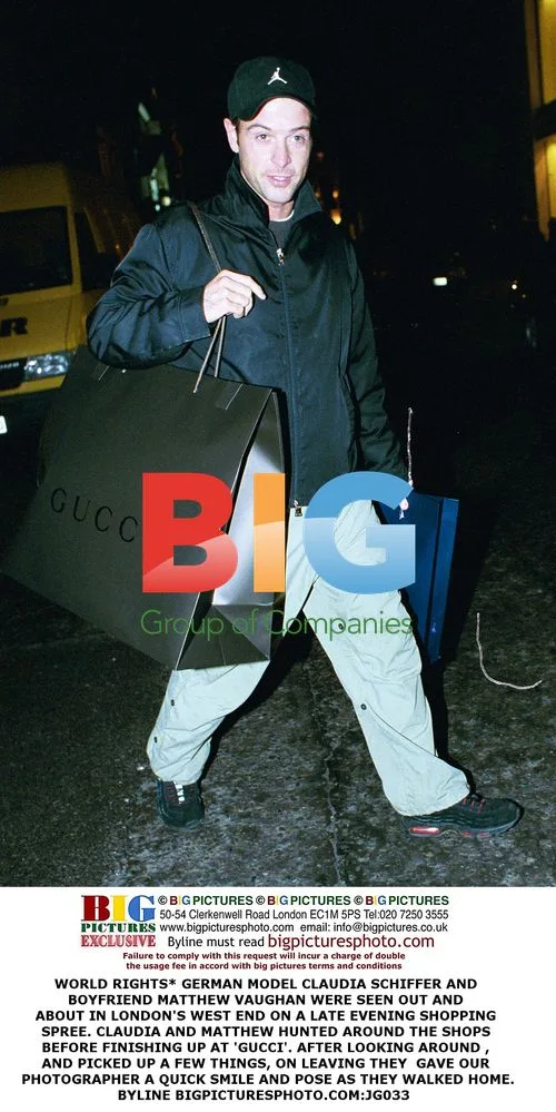 Claudia Schiffer and Matthew Vaughan Shopping