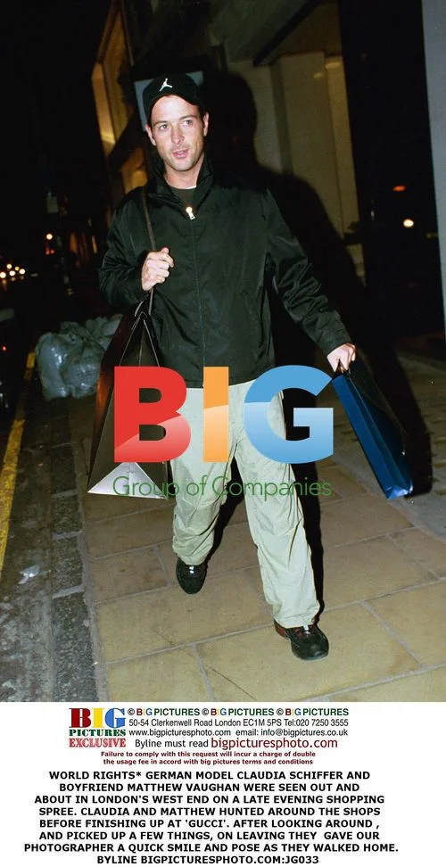 Claudia Schiffer and Matthew Vaughan Shopping