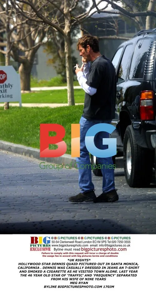 Dennis Quaid out in Santa Monica
