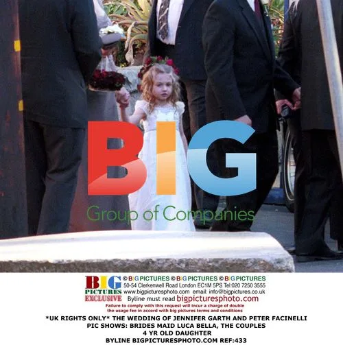 Jennifer Garth and Peter Facinelli's Wedding