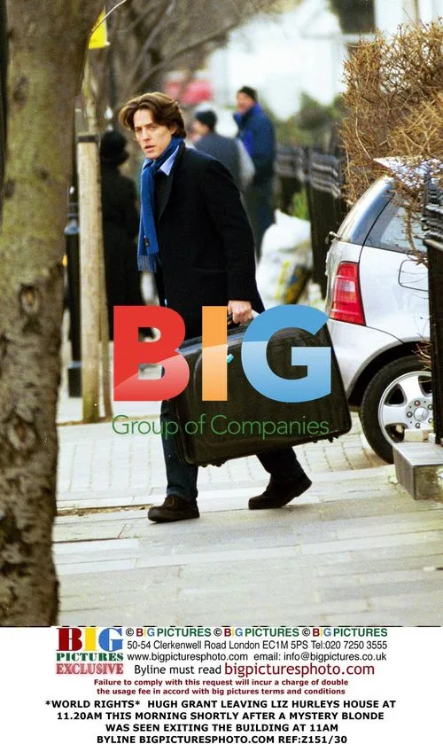 HUGH GRANT Leaving Liz Hurley's House