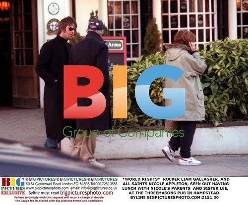 Liam Gallagher and Nicole Appleton Lunch Outing