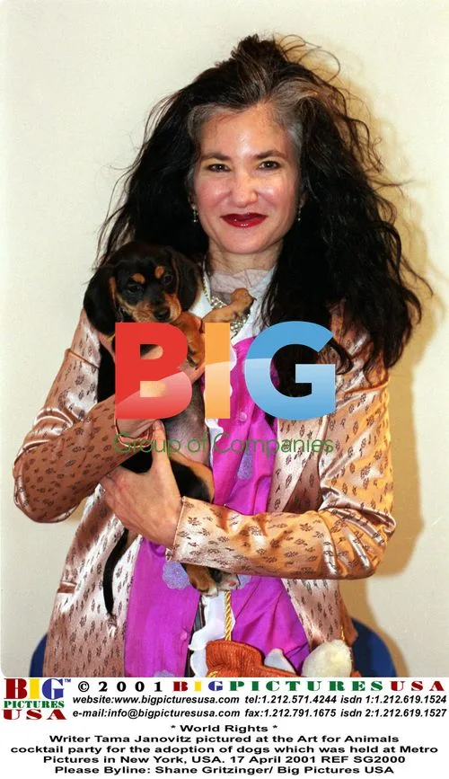 Writer Tama Janovitz at Art for Animals Event
