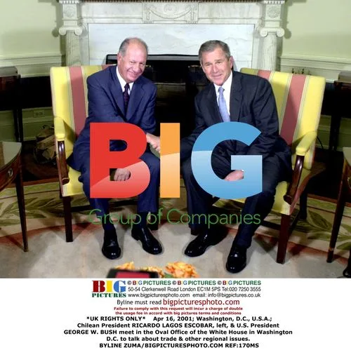 Chilean & US Presidents Meet in Oval Office