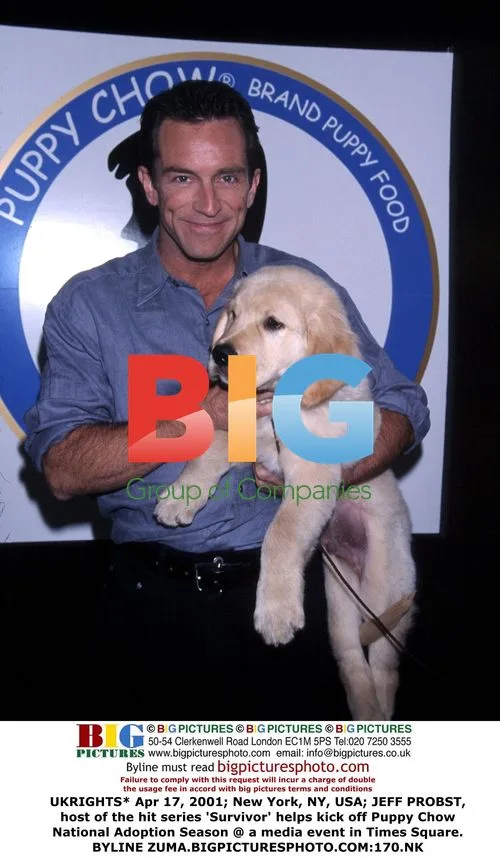 Jeff Probst Kicks Off Puppy Chow Adoption Event