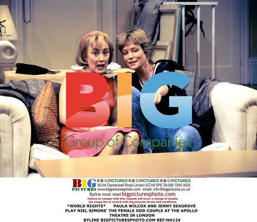 PAULA WILCOX AND JENNY SEAGROVE in FEMALE ODD COUPLE