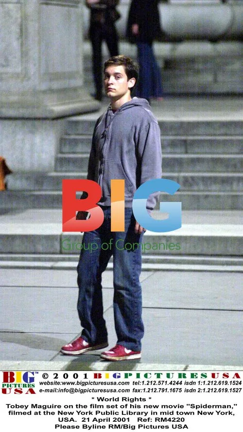 Tobey Maguire on Spiderman Set