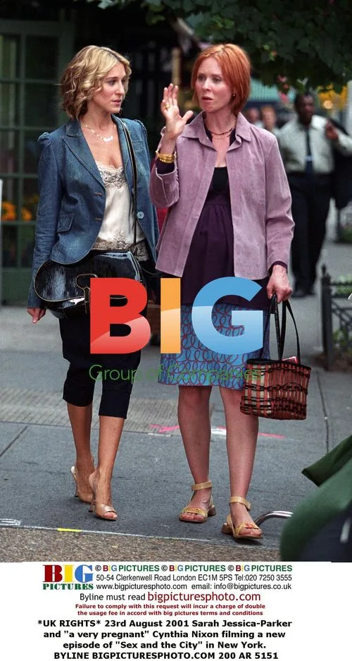 Sarah Jessica-Parker and Cynthia Nixon on 'Sex and the City' set