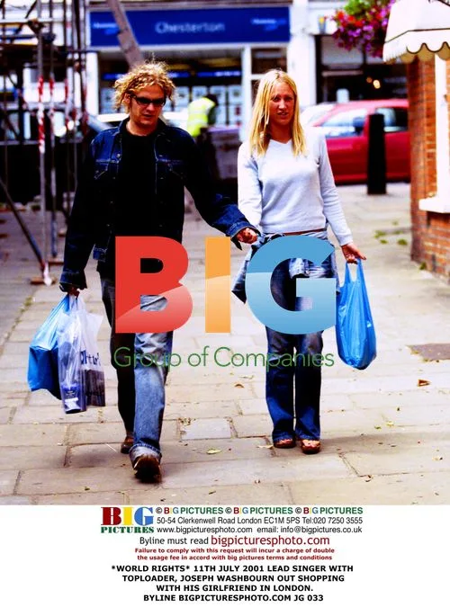 Toploader's Joseph Washbourn Out Shopping with Girlfriend