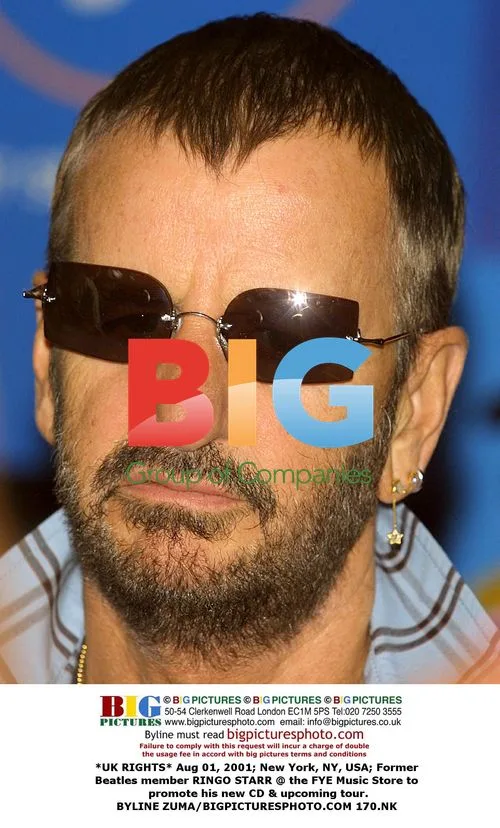 Ringo Starr Promotes New CD at FYE Music Store