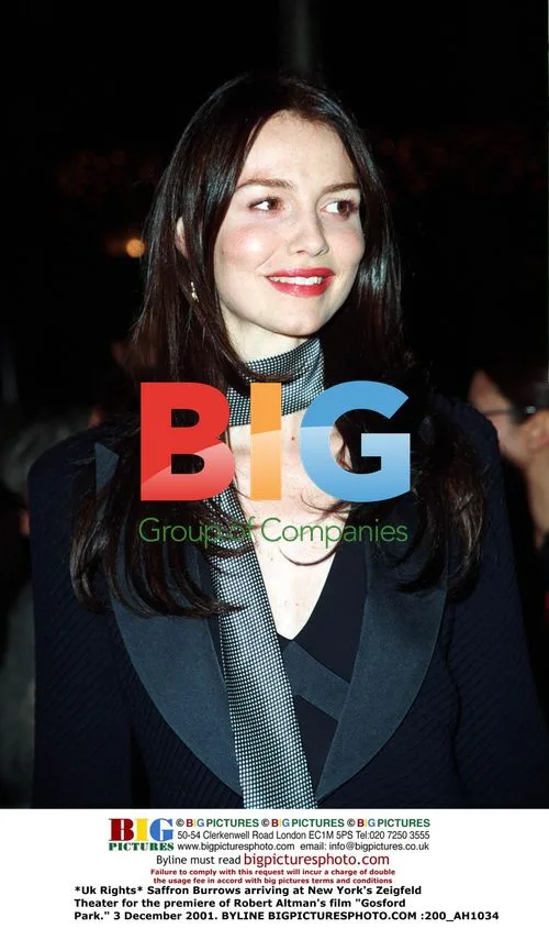 Saffron Burrows at Gosford Park Premiere
