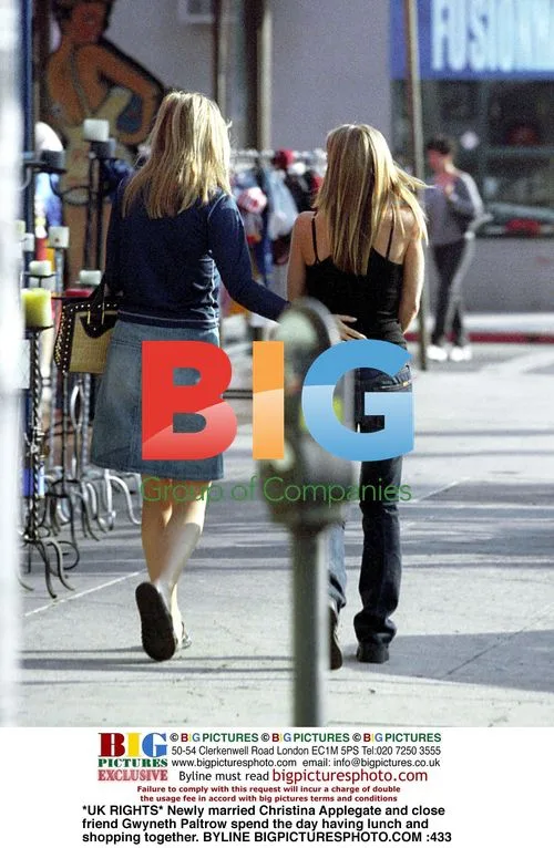 Christina Applegate and Gwyneth Paltrow Shop