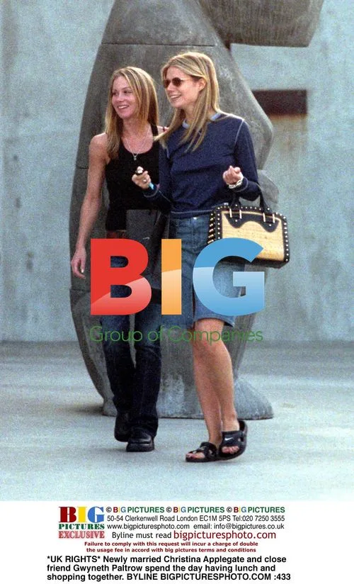 Christina Applegate and Gwyneth Paltrow's Lunch and Shopping