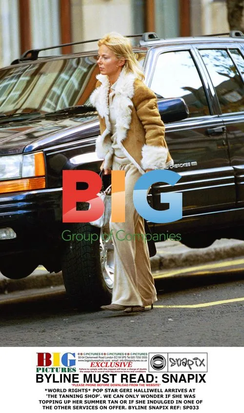 Geri Halliwell Arrives at The Tanning Shop