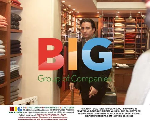 Andy Garcia Shopping in Rome
