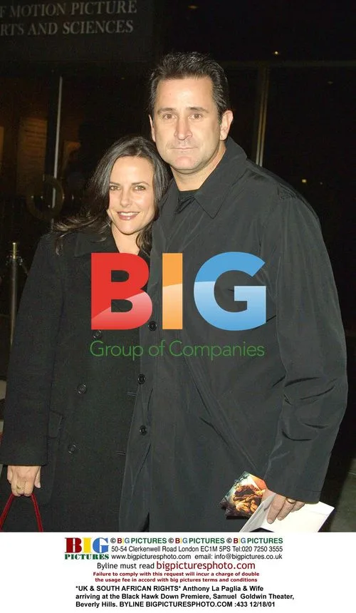 Anthony La Paglia & Wife at Black Hawk Down Premiere