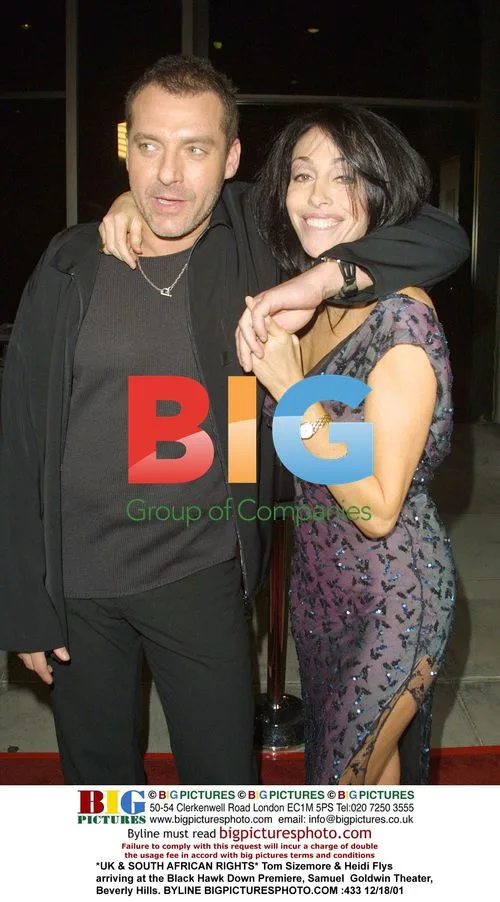 Tom Sizemore & Heidi Flys at Black Hawk Down Premiere