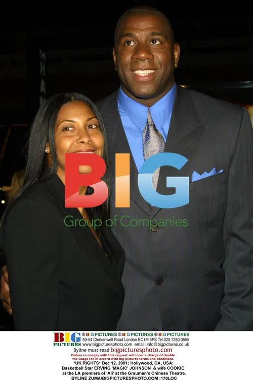 Magic Johnson & wife Cookie at 'Ali' premiere