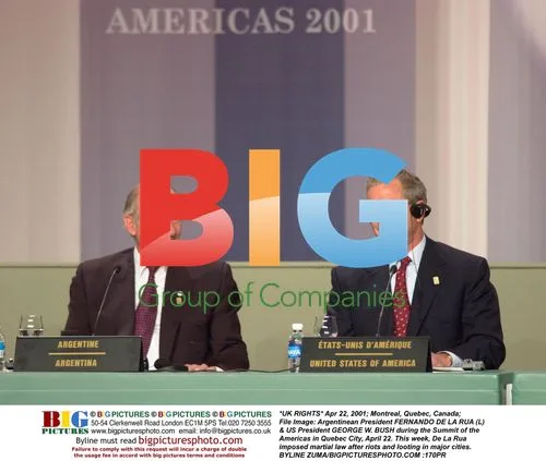 Argentina's De La Rua and US's Bush at Summit of the Americas