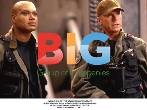Christopher Judge and Richard Dean Anderson in Stargate