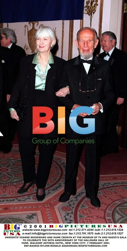 Joanne Woodward and Hume Cronyn at TV Museum Gala
