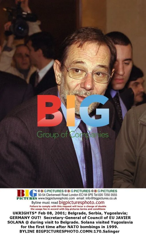 Javier Solana visits Belgrade after NATO bombings