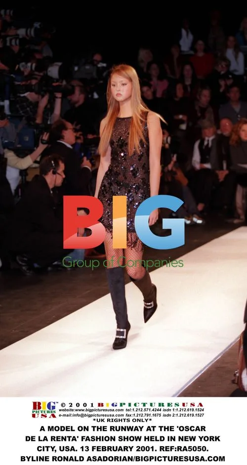Model on Oscar de la Renta Runway
