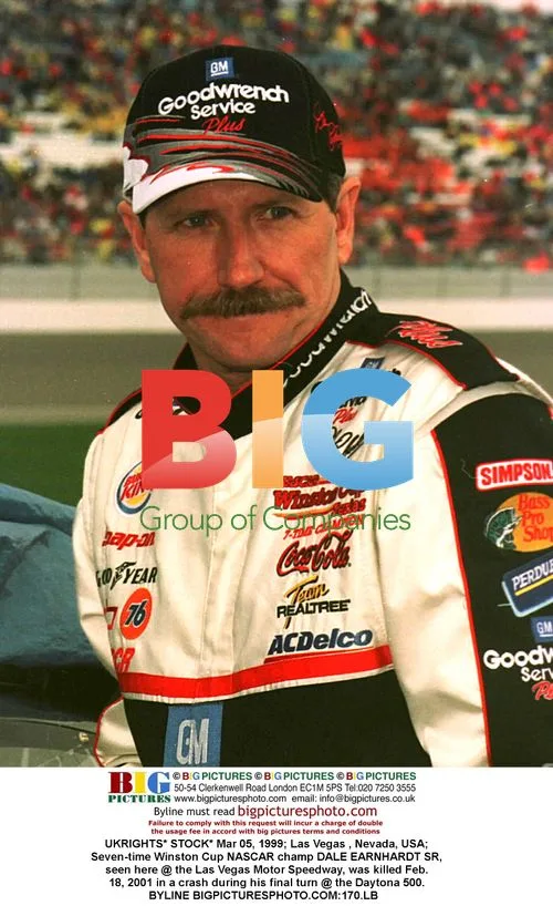 Dale Earnhardt Sr. at Las Vegas Motor Speedway