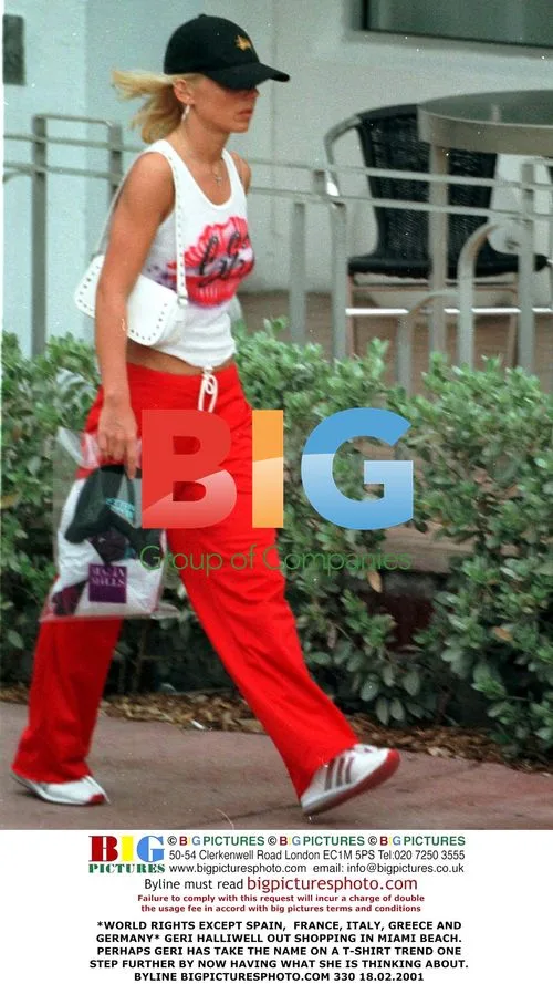 Geri Halliwell Shopping in Miami Beach