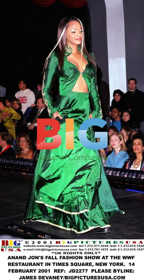 Anand Jon's Fall 2001 Fashion Show