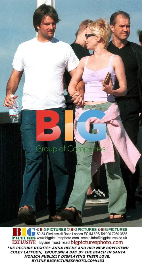 Anna Heche and boyfriend Coley Laffoon at the beach