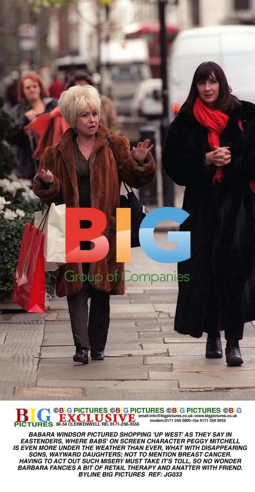 Barbara Windsor Shopping in London
