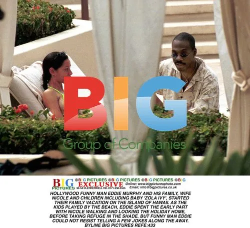 Eddie Murphy and Family Vacation in Hawaii