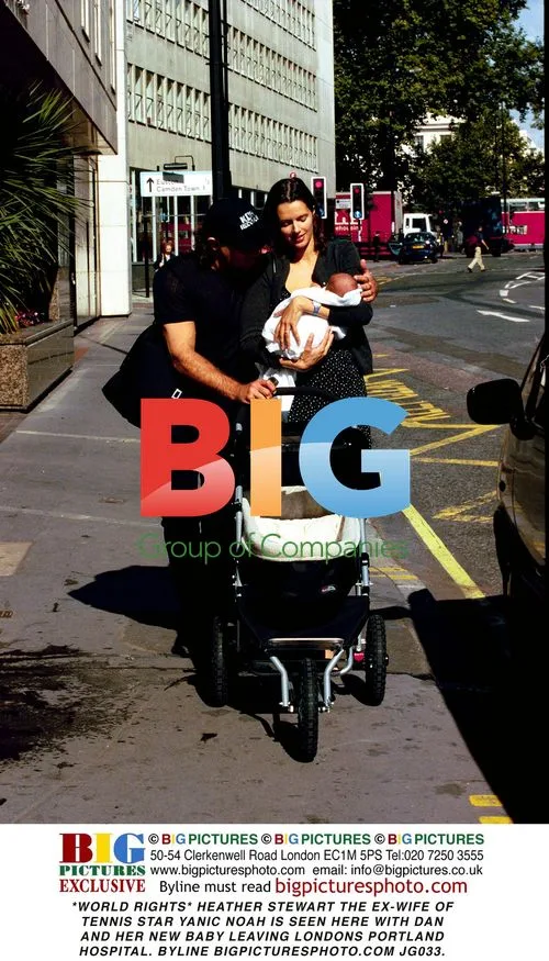 Heather Stewart leaves hospital with new baby