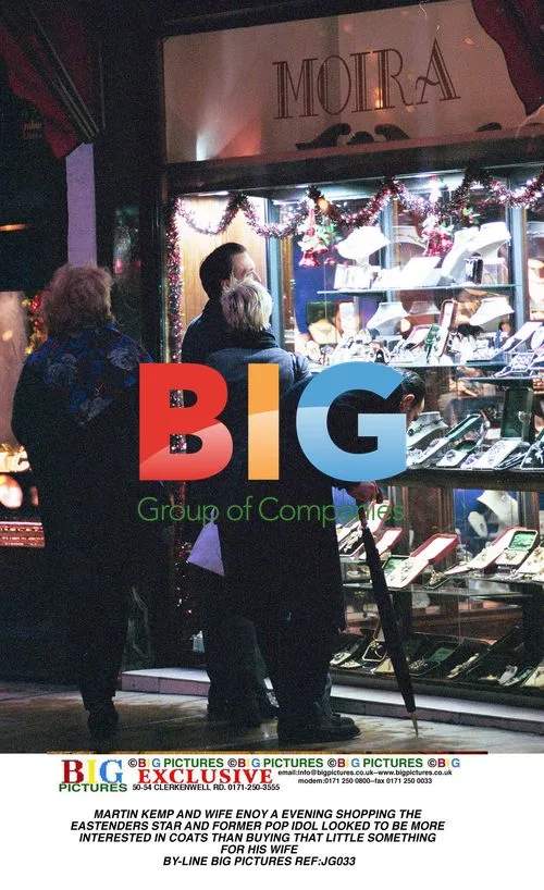 Martin Kemp and Wife Shopping
