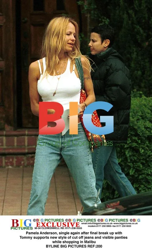 Pamela Anderson in Malibu after split