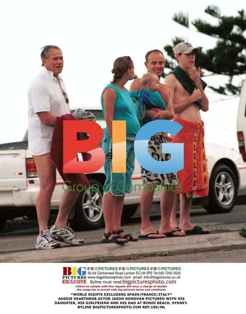 Jason Donovan with family at Bondi Beach