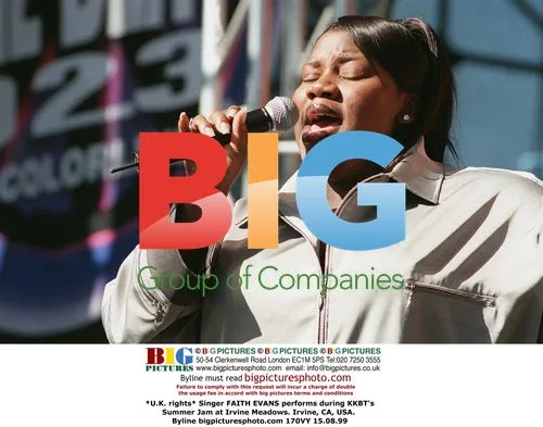 Faith Evans performs at KKBT Summer Jam