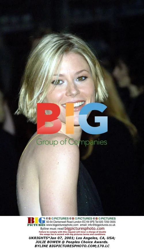 JULIE BOWEN @ Peoples Choice Awards