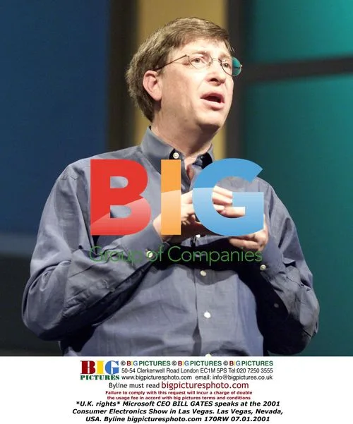 Bill Gates speaks at 2001 CES