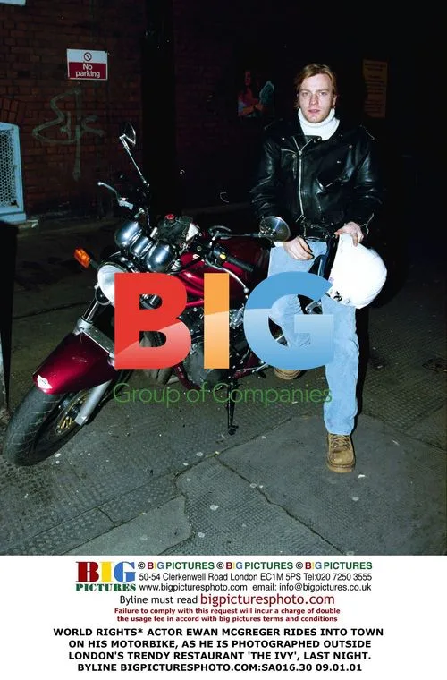 Ewan McGregor Arrives at The Ivy