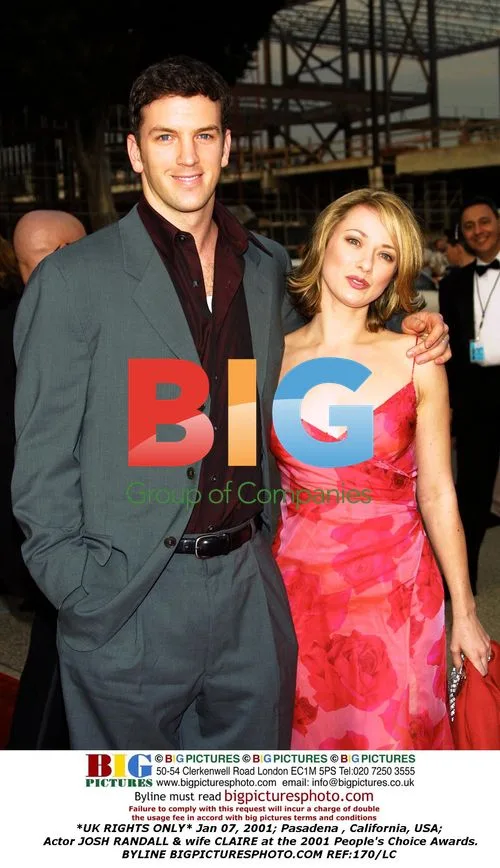 Josh Randall & Wife Claire at 2001 People's Choice Awards