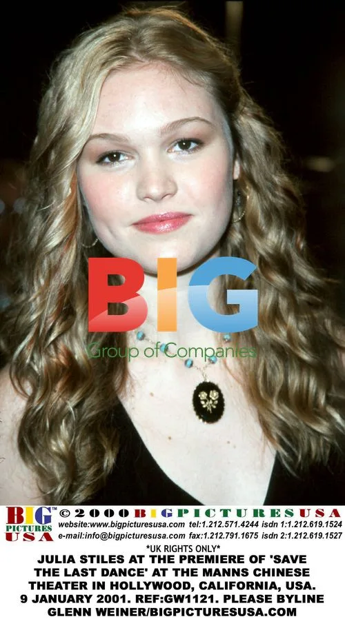 JULIA STILES at 'Save the Last Dance' premiere