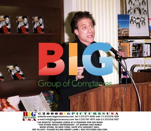 Richard Lewis at Book Signing