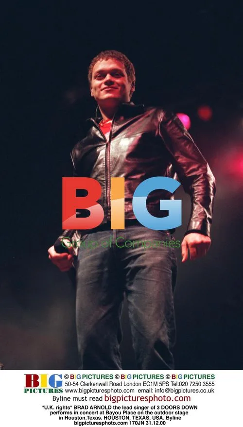 3 Doors Down singer Brad Arnold performs at Bayou Place