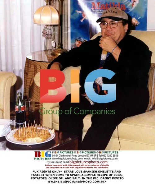 Danny DeVito Enjoys Spanish Omelette