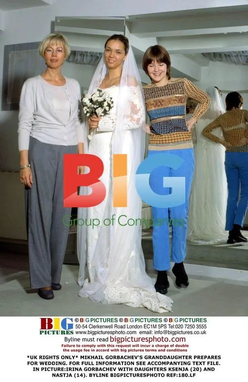 Gorbachev's Granddaughters at Wedding