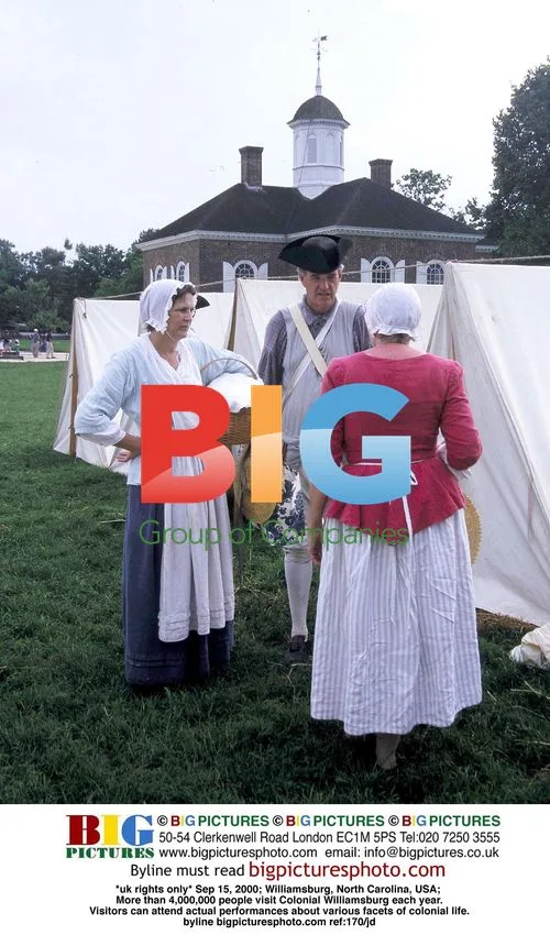 Visitors experience colonial life in Williamsburg