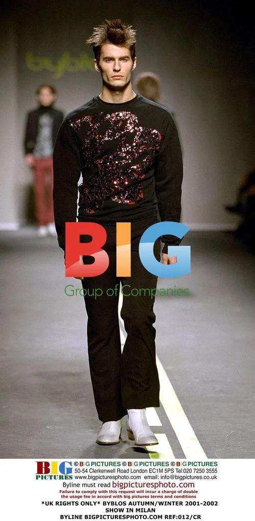 BYBLOS AW 2001-2002 Milan Show