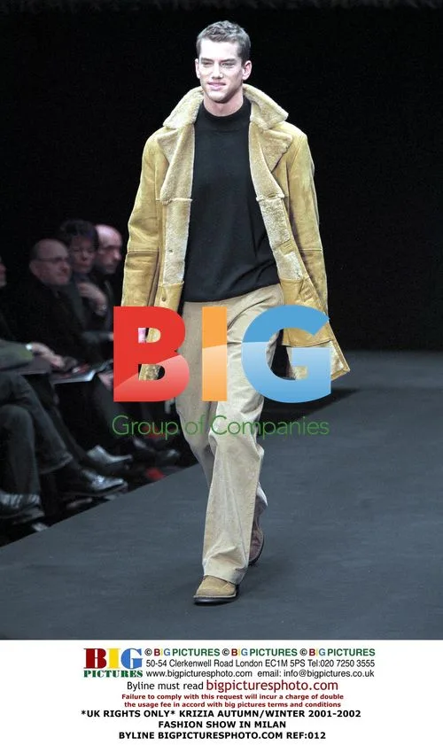 KRIZIA AW 2001-2002 Fashion Show in Milan